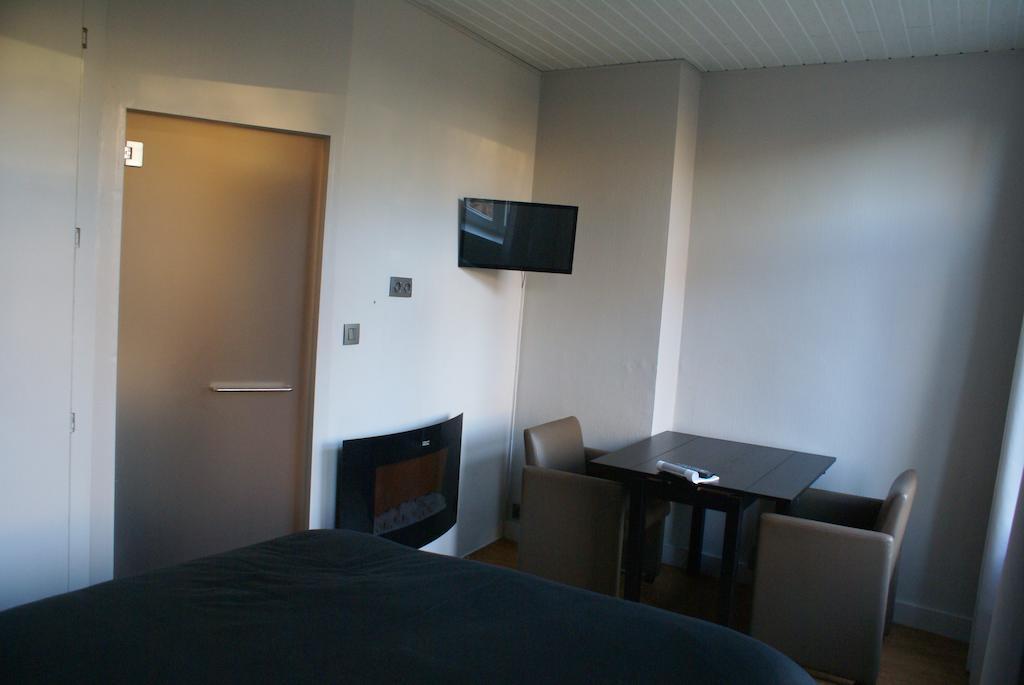Guest House Feliz Lovaina Quarto foto